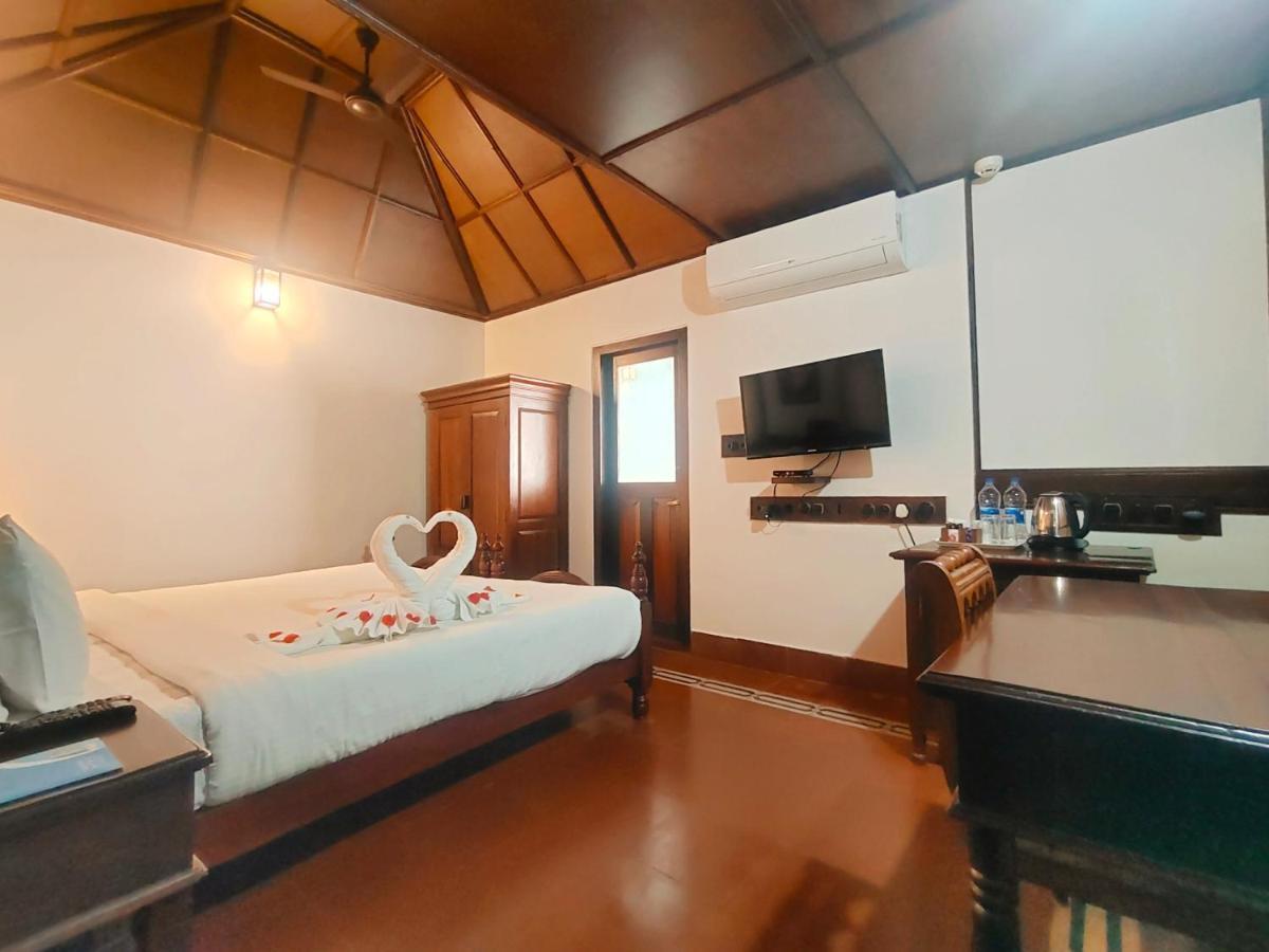 The Travancore Heritage Beach Resort Kovalam Exteriör bild