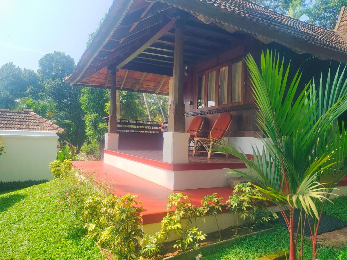 The Travancore Heritage Beach Resort Kovalam Exteriör bild
