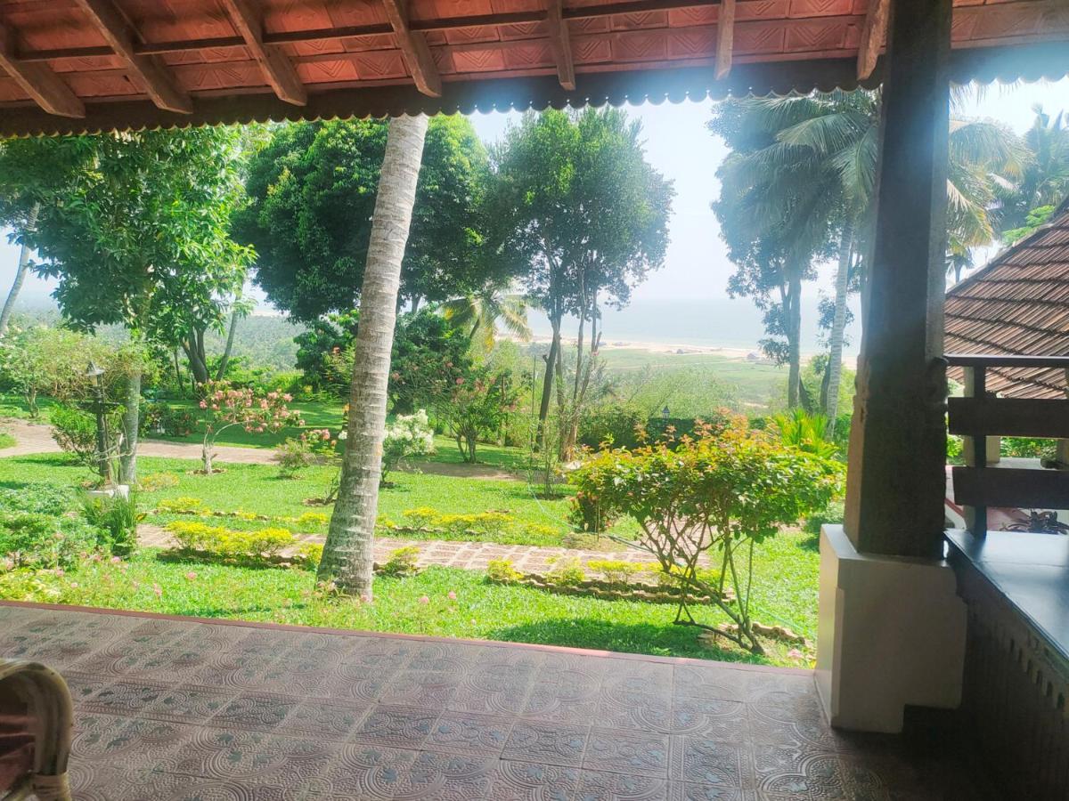 The Travancore Heritage Beach Resort Kovalam Exteriör bild